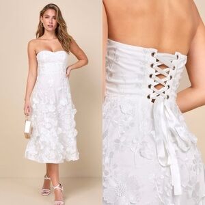 Lulus Delightful Romance White Floral 3D Strapless Lace-Up Midi Dress